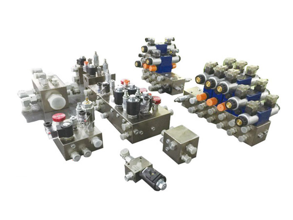 ���̳����÷���